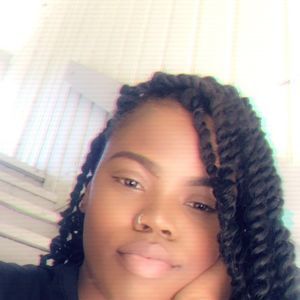 Meet your Posher, Alysha